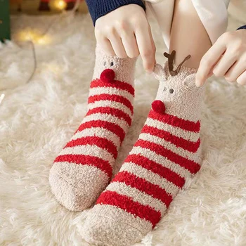 Noel Peluş Mercan Kadife Çorap Kadın Sevimli Karikatür Noel Baba Kardan Adam Orta Tüp Çorap Şeffaf Topları İle Yılbaşı Hediyeleri