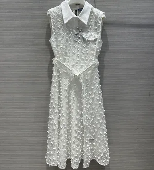 Yüksek kalite 2024 bahar yeni kadın nakış 3D beyaz elbiseler turn down yaka kemer kolsuz midi elbise